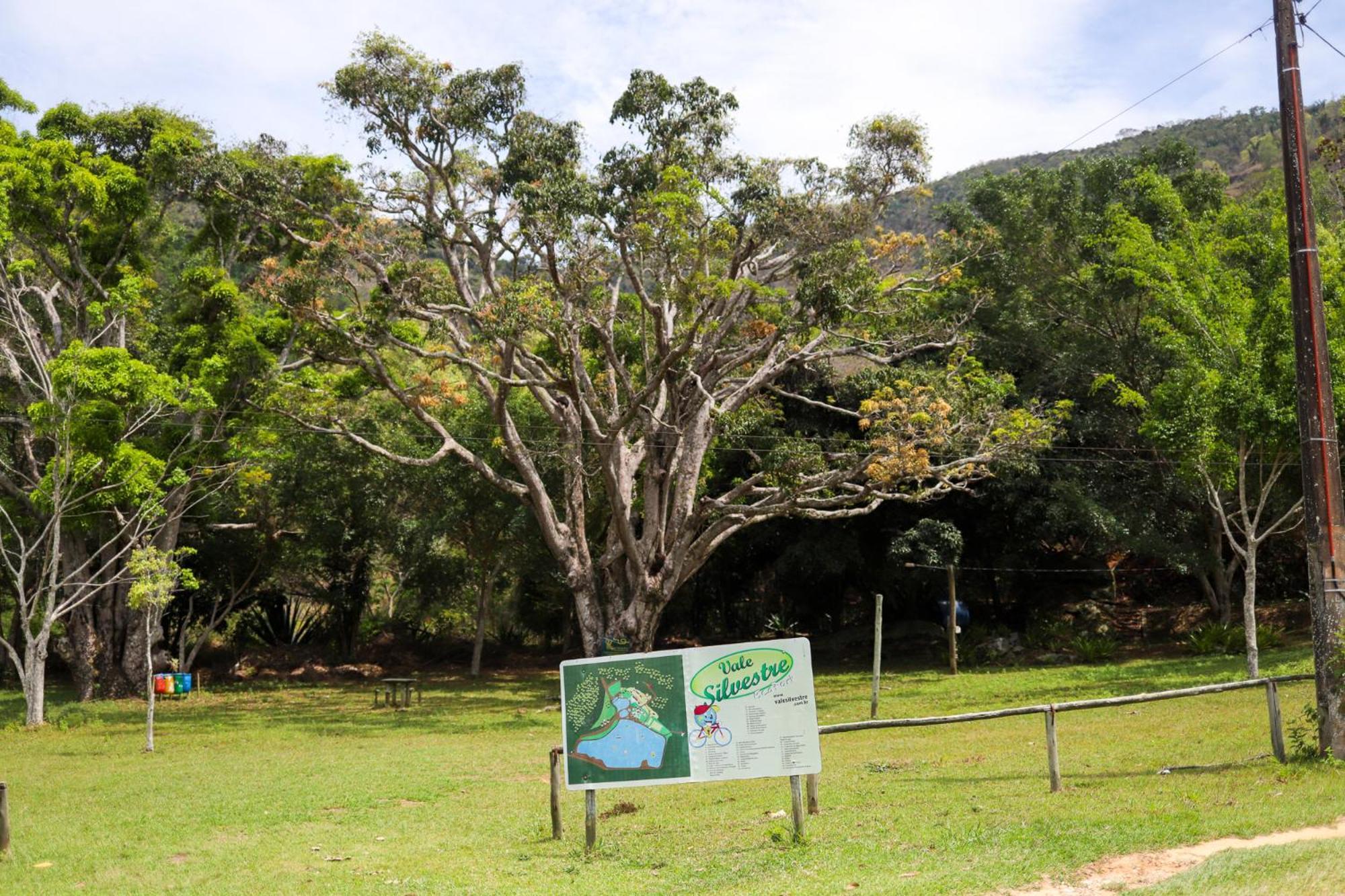 מלון גוברנדור ולדארס Vale Silvestre Eco Park מראה חיצוני תמונה